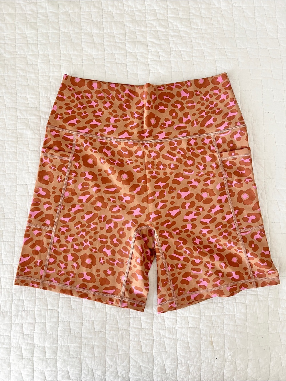 Aerie Offline Goals High Rise Bike Shorts Pink Leopard Print